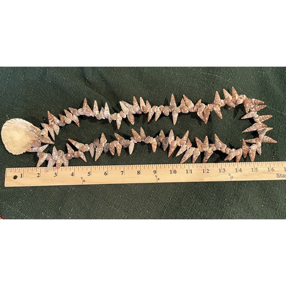 Handmade‎ Shell Necklace Pullover 16" - Picture 3 of 7